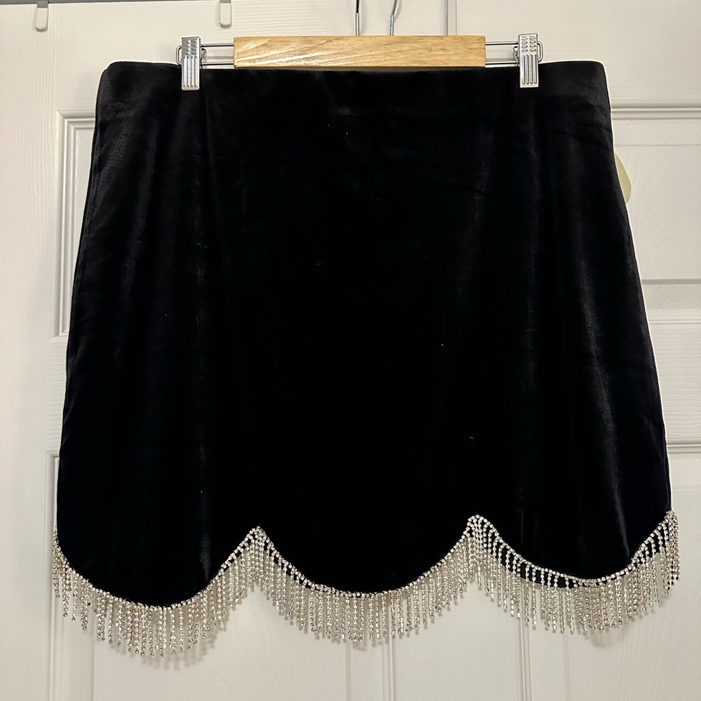Eloqui Black Velvet Mini Skirt With Sequin Trim Size 14